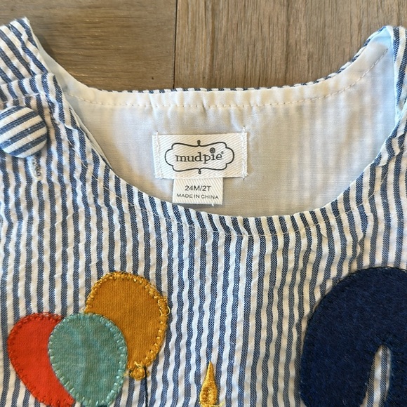 Mud Pie Searsucker Baby Romper with Cupcake and Number 2, 2T - Picture 3 of 6